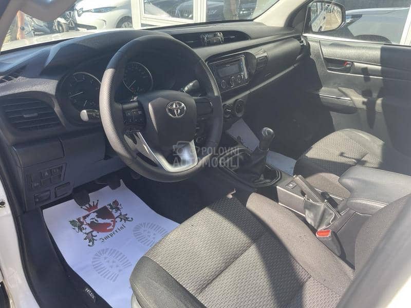 Toyota Hilux 2.4 D4D