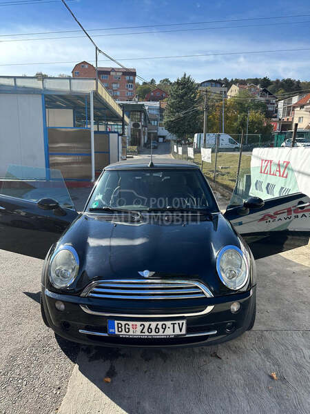 MINI Cooper 