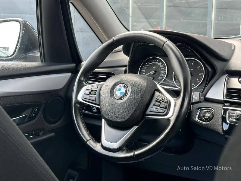BMW 216 D GrandTourer 7 sed