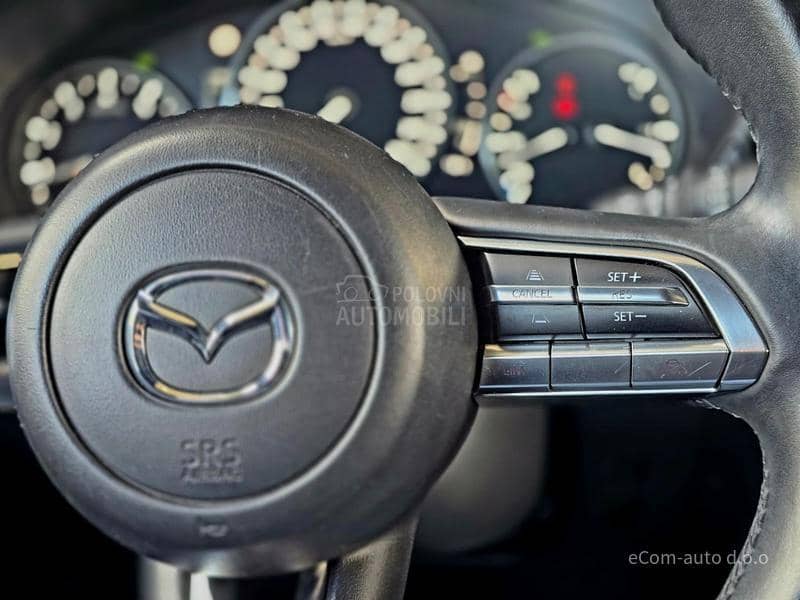 Mazda 3 SKYACTIV G 122