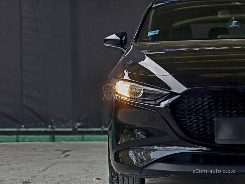 Mazda 3 SKYACTIV G 122
