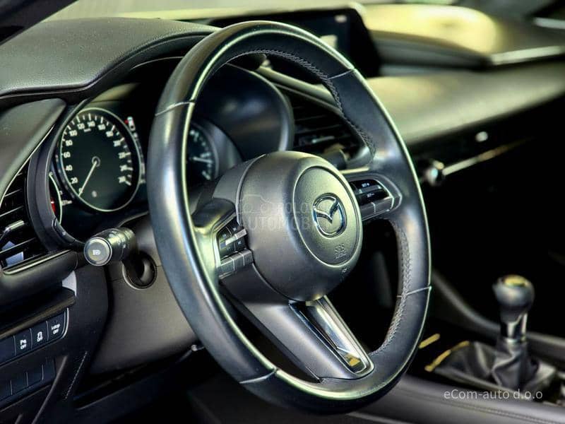 Mazda 3 SKYACTIV G 122