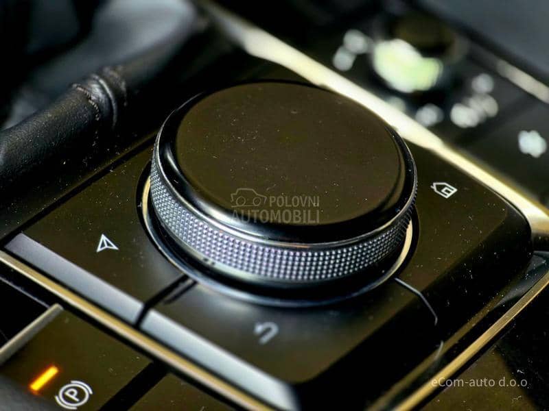 Mazda 3 SKYACTIV G 122