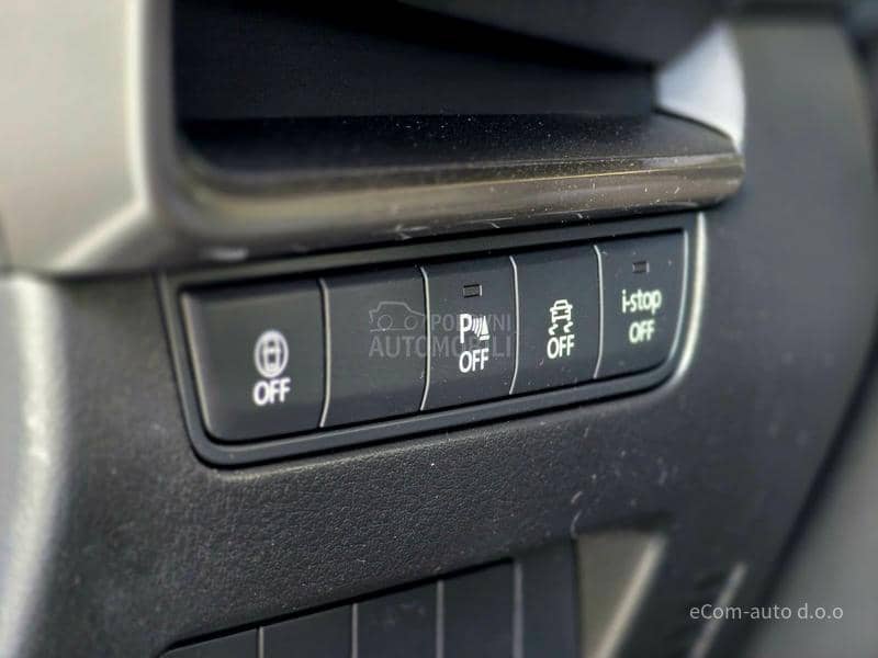 Mazda 3 SKYACTIV G 122