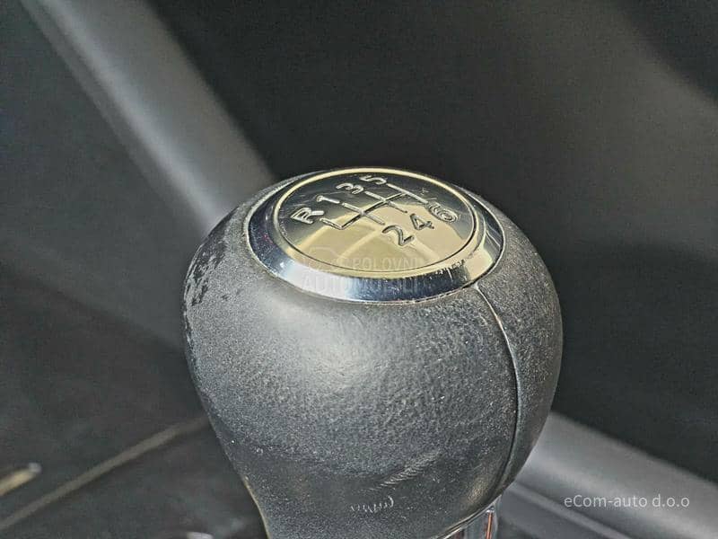 Mazda 3 SKYACTIV G 122