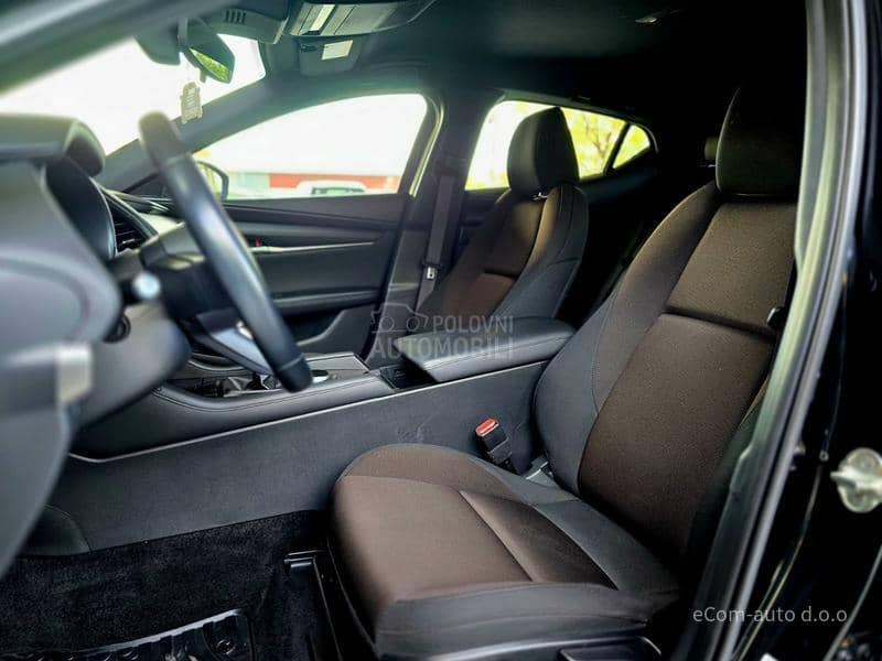 Mazda 3 SKYACTIV G 122