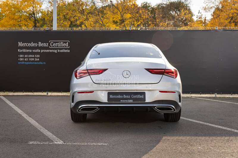 Mercedes Benz CLA 200 