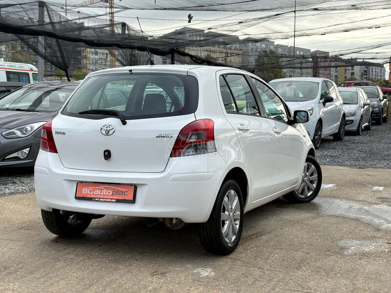 Toyota Yaris 1.3 vvt-t Luna CH