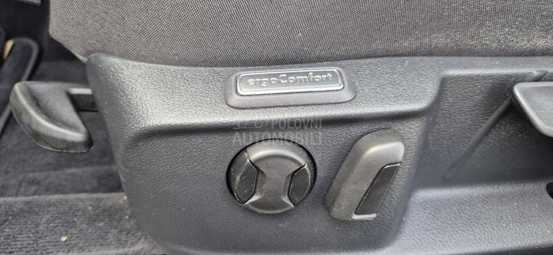 Volkswagen Passat B7 2.0 TDI LED COM