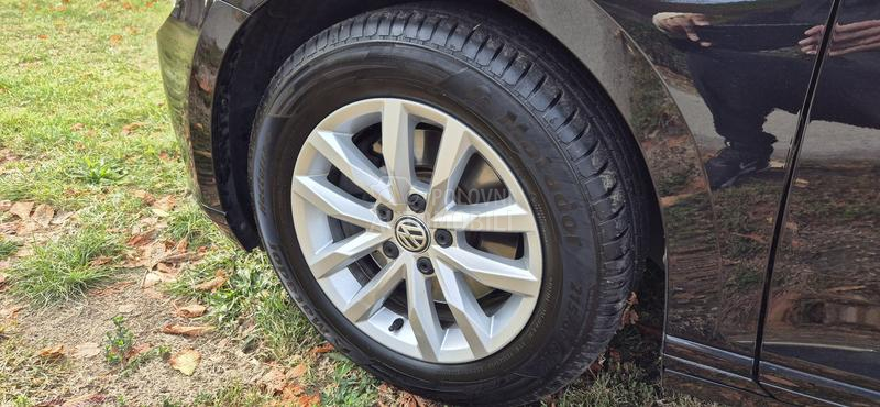 Volkswagen Passat B7 2.0 TDI LED COM