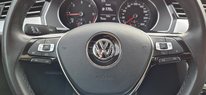 Volkswagen Passat B7 2.0 TDI LED COM