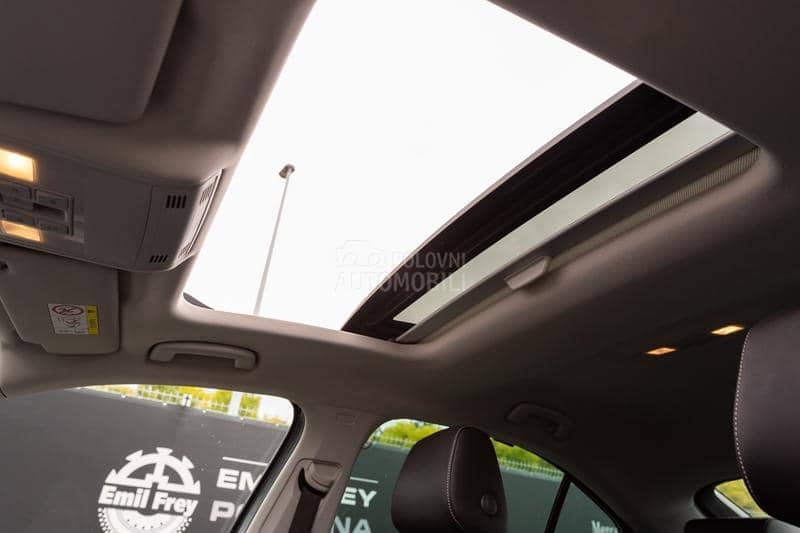 Škoda Superb 1.4 DSG Ambiton