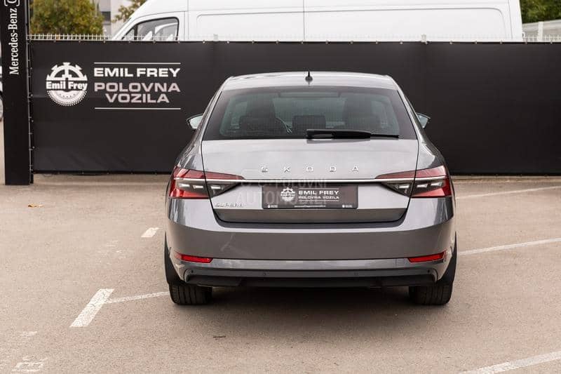 Škoda Superb 1.4 DSG Ambiton