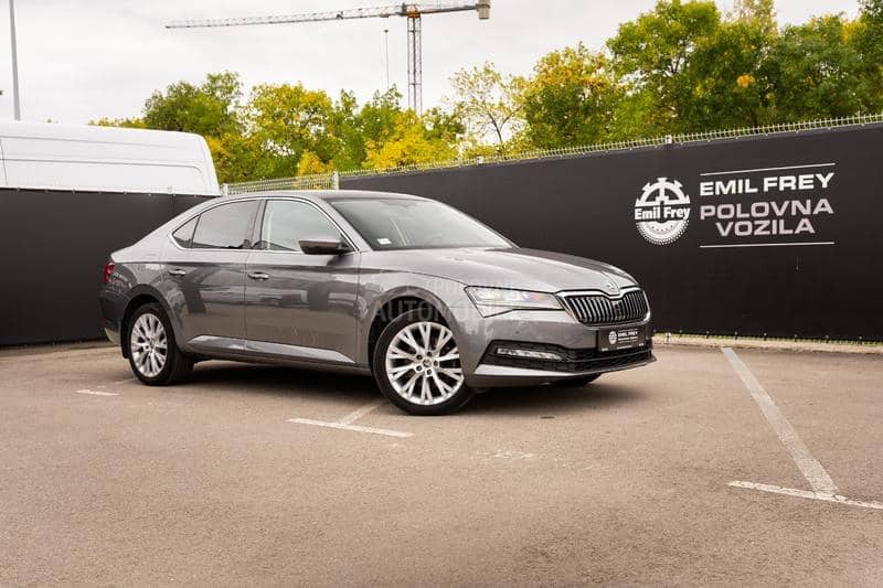 Škoda Superb 1.4 DSG Ambiton