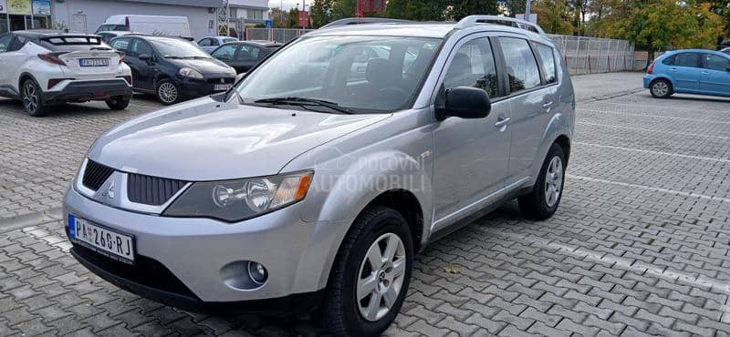 Mitsubishi Outlander 