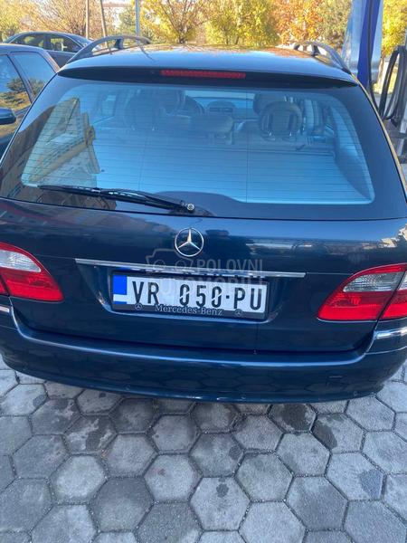 Mercedes Benz E 220 