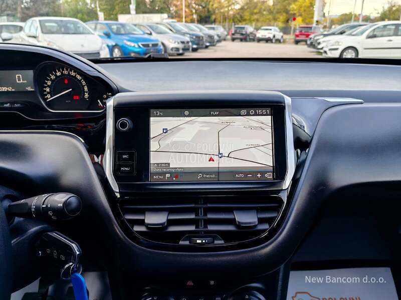 Peugeot 208 1.6BlueHDI