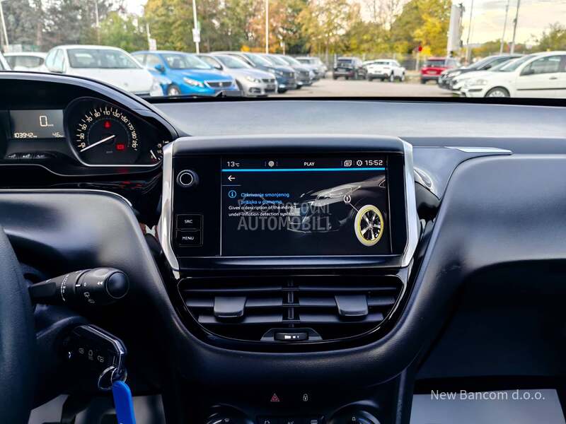 Peugeot 208 1.6BlueHDI