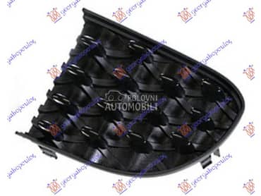 RESETKA PREDNJEG BRANIKA Levo za Fiat 500 za 2015. god.