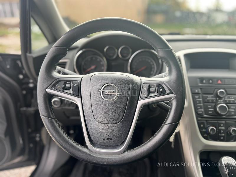 Opel Astra J 1.4 T ENYOJ