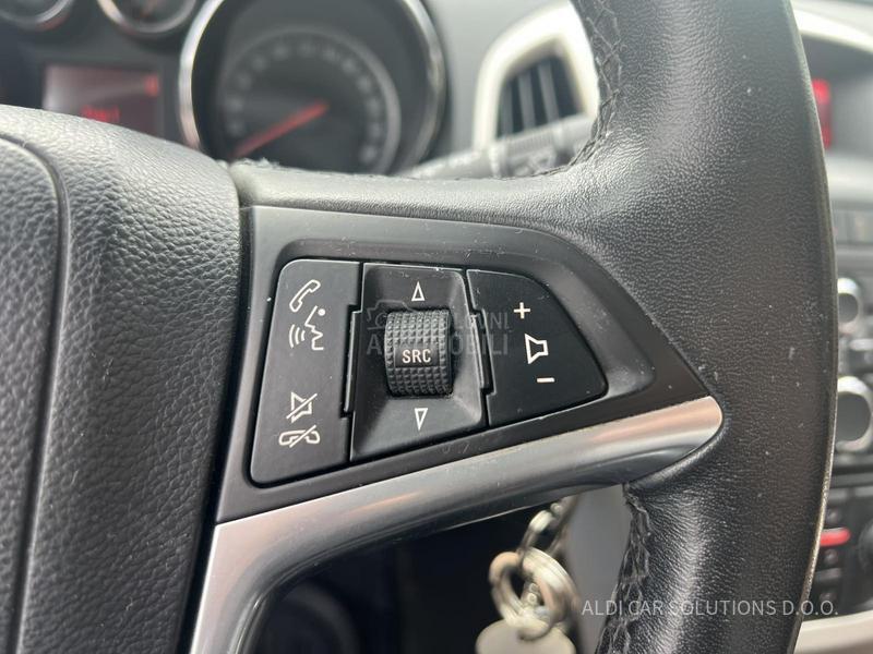 Opel Astra J 1.4 T ENYOJ