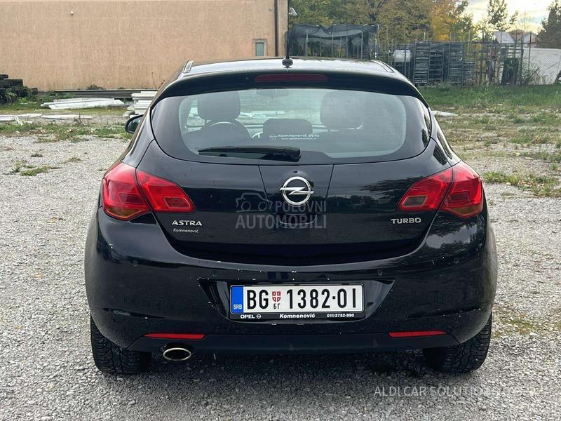 Opel Astra J 1.4 T ENYOJ