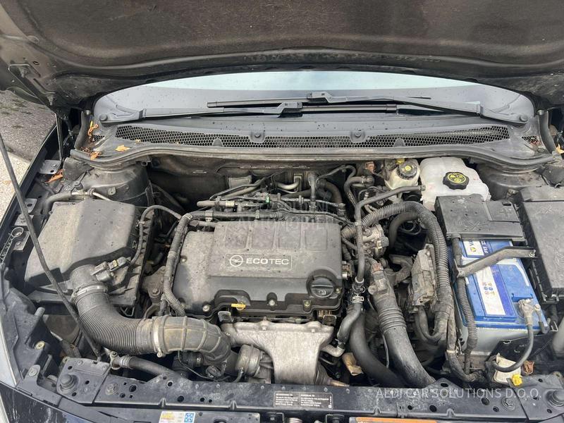 Opel Astra J 1.4 T ENYOJ