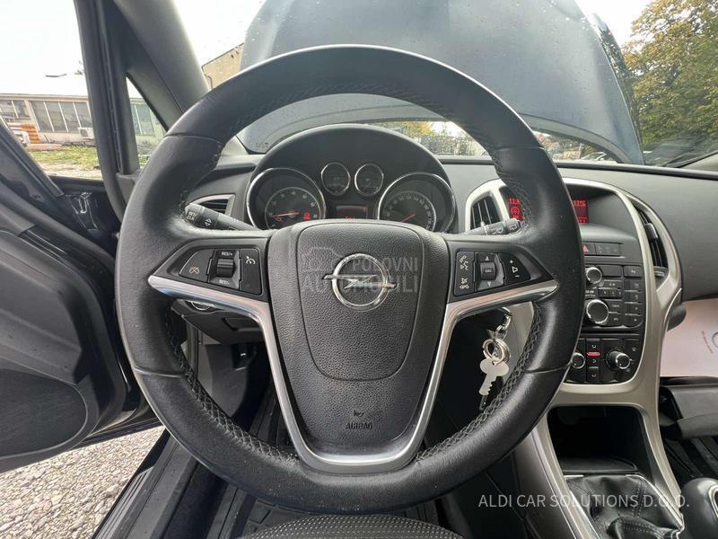 Opel Astra J 1.4 T ENYOJ