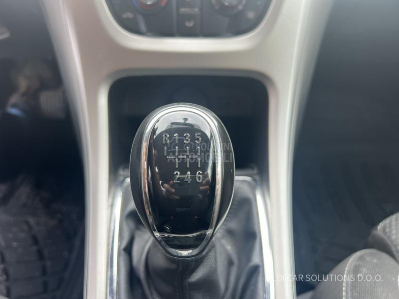 Opel Astra J 1.4 T ENYOJ