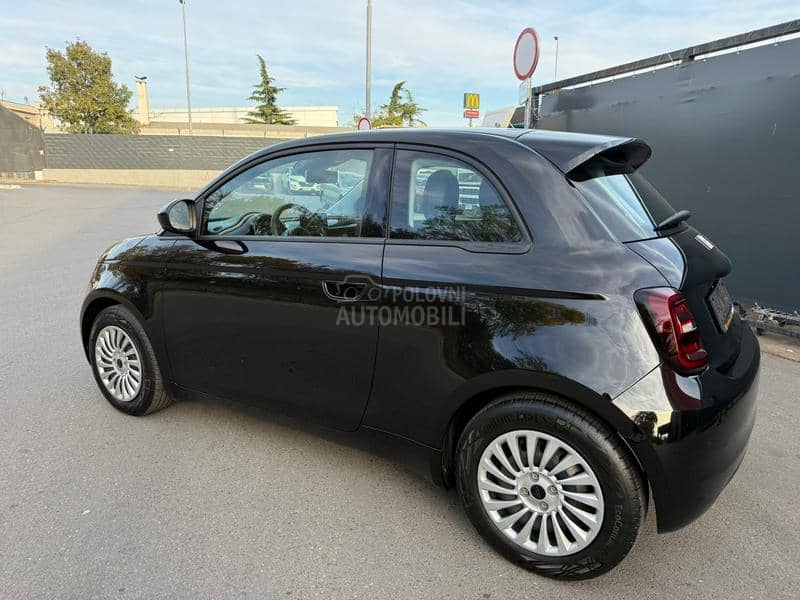 Fiat 500e Active