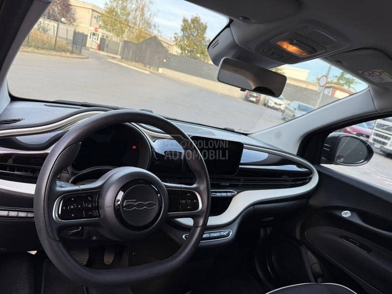 Fiat 500e Active