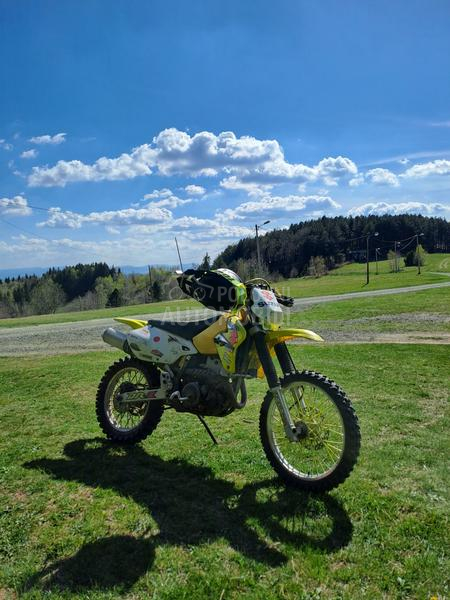 Suzuki drz 400e