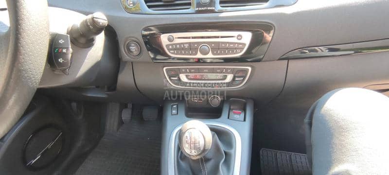 Renault Scenic TCe 130