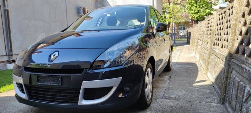 Renault Scenic TCe 130