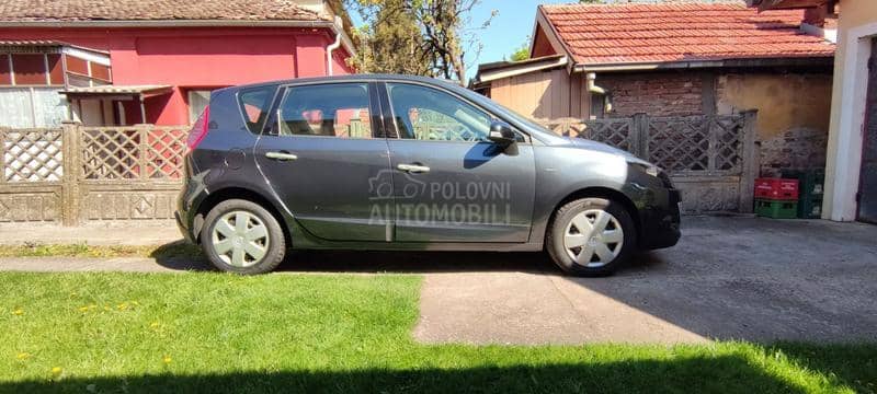 Renault Scenic TCe 130