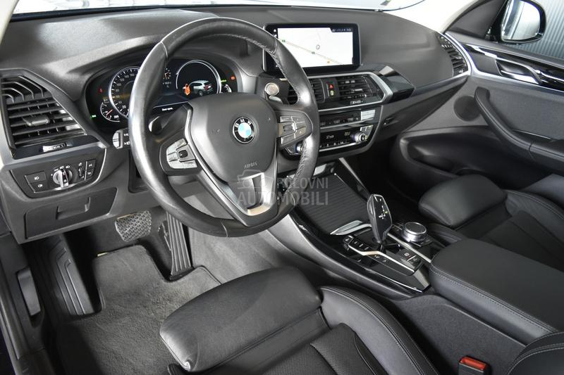 BMW X3 xDrive XLine AT BMW X3 xDrive XLine AT