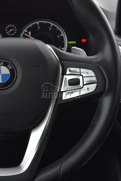BMW X3 xDrive XLine AT BMW X3 xDrive XLine AT