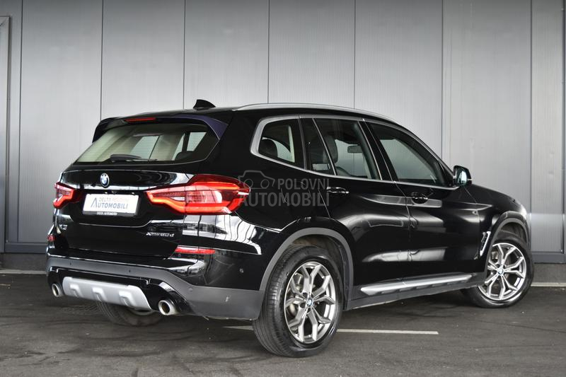 BMW X3 xDrive XLine AT BMW X3 xDrive XLine AT