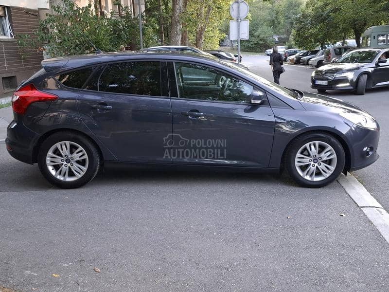 Ford Focus 1.6 TDCI NAVY Ford Focus 1.6 TDCI NAVY