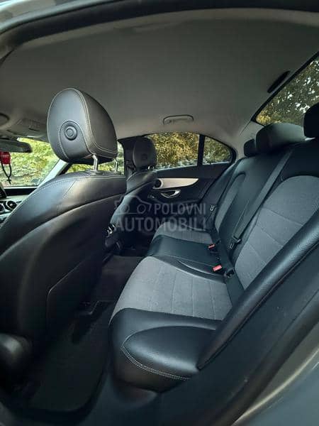 Mercedes Benz C 220 