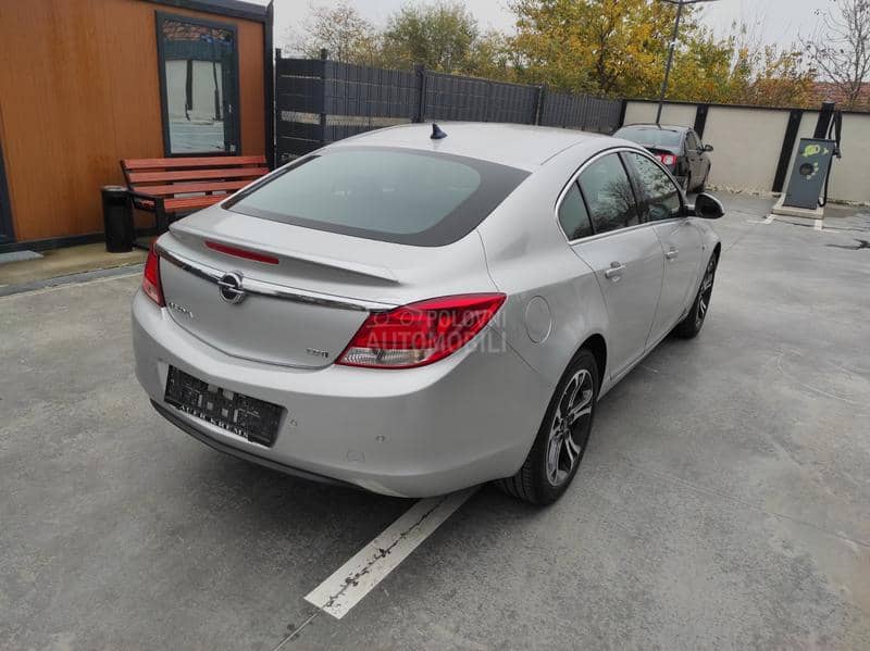 Opel Insignia 2.0cdti