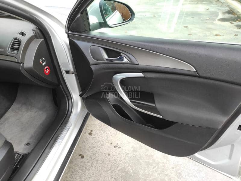 Opel Insignia 2.0cdti