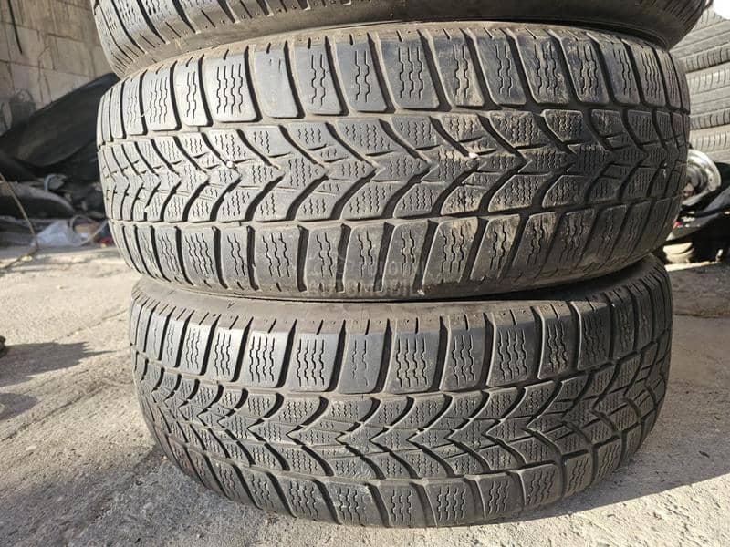 Dunlop 195/65 R16 Zimska