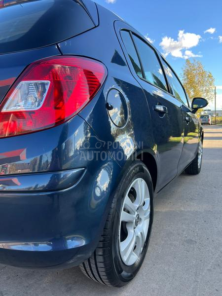 Opel Corsa D S.E.R.V.I.S.N.A