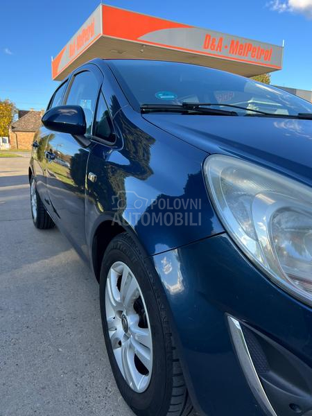 Opel Corsa D S.E.R.V.I.S.N.A
