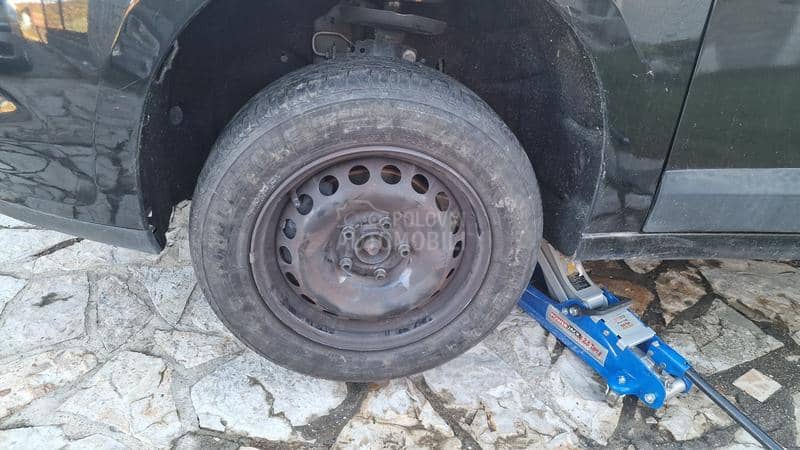 Čelične felne  15" 5 x 114.3