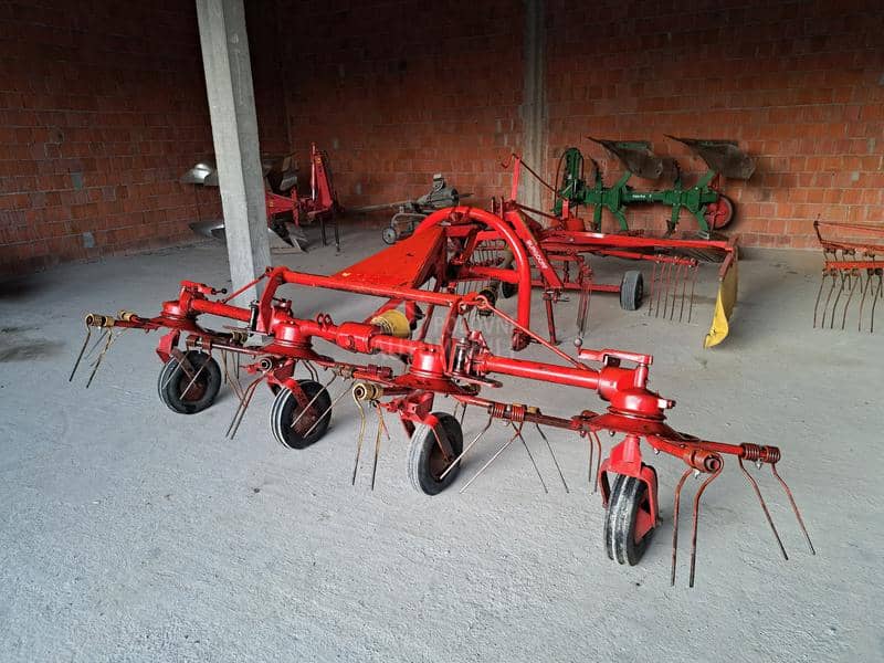 Deutz-Fahr Skupljaci i Rastresaci