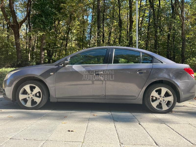 Chevrolet Cruze 