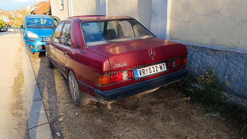 Mercedes Benz 190 