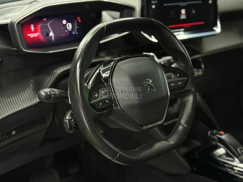 Peugeot 2008 1.5hdi/ALLURE/N0V